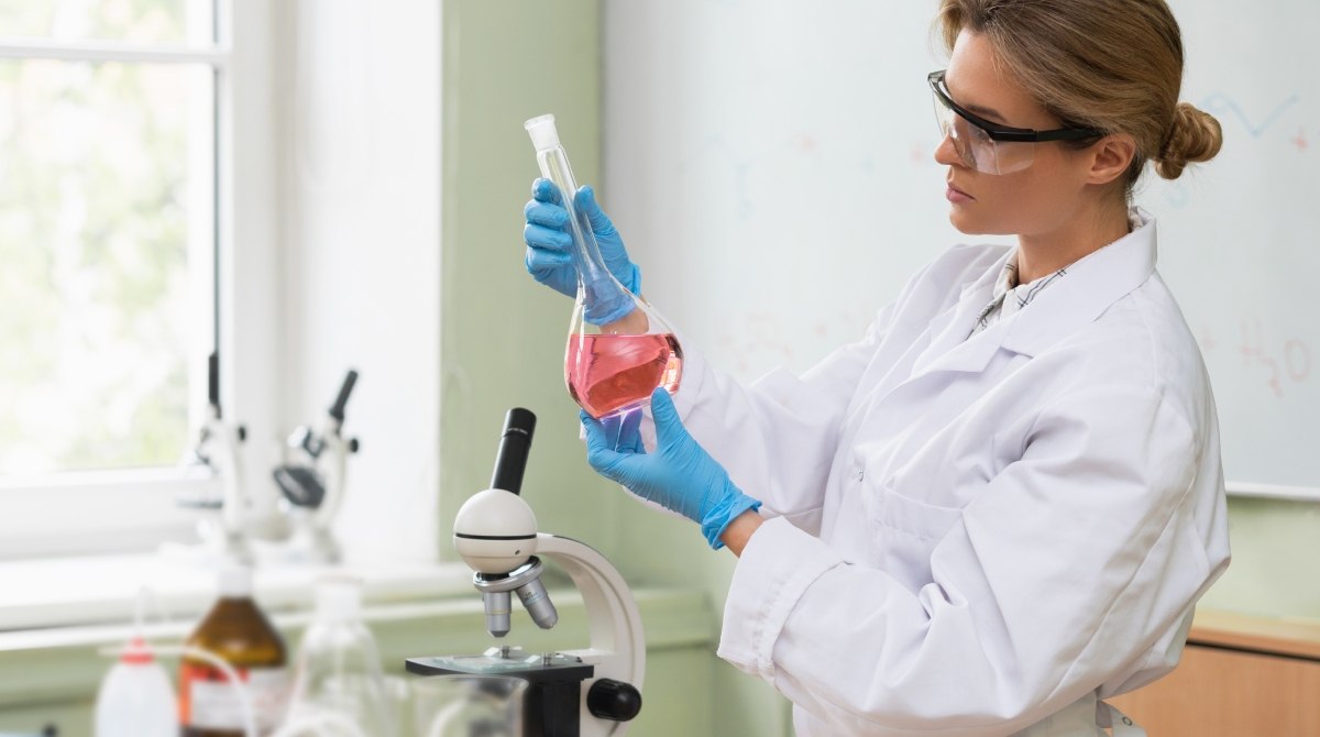 Τα εργαστήρια "Βιοχημική" αναζητούν προσωπικό