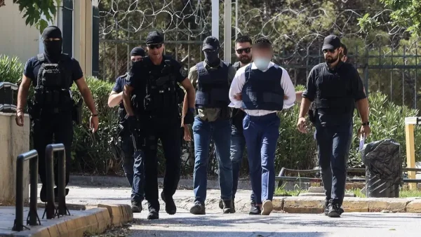 Δολοφονία τοπογράφου στο Ψυχικό: «Μου την στήσανε, δεν τον γνωρίζω» λέει ο φερόμενος εκτελεστής