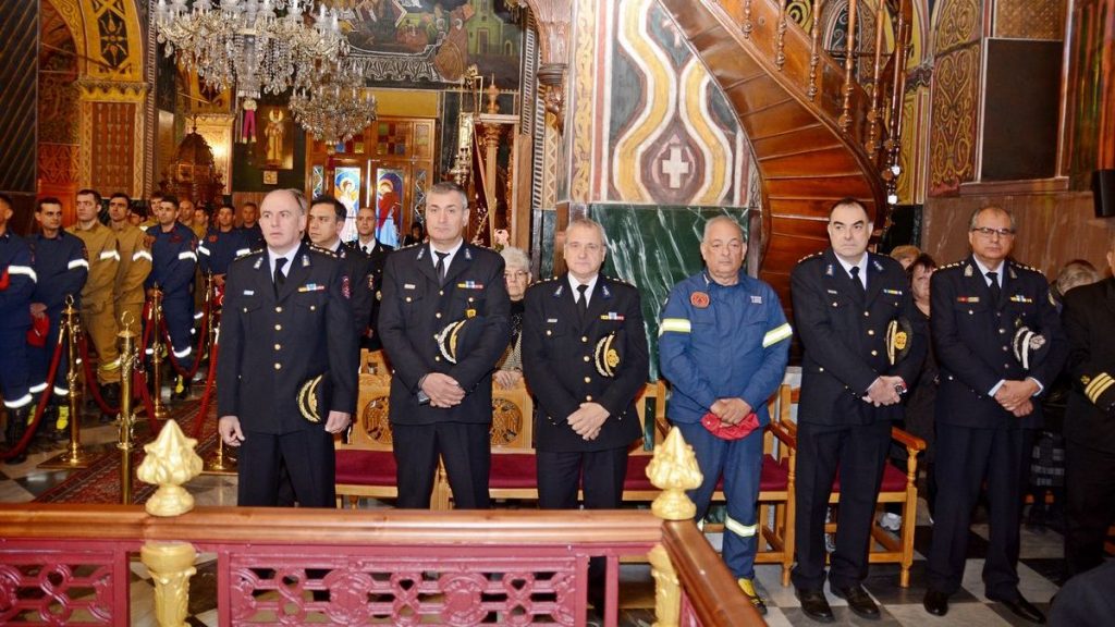 Άμφισσα: Οι Πυροσβέστες τίμησαν τους προστάτες αγίους τους, Τρεις Παίδες εν Καμίνω
