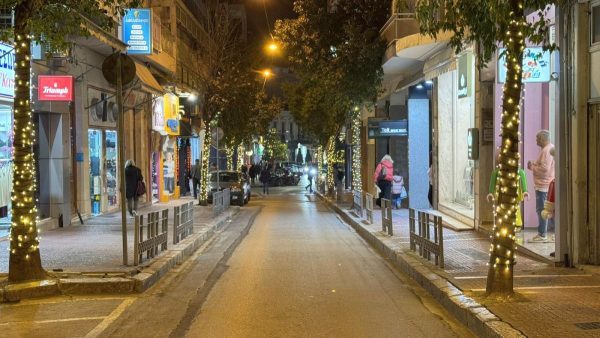 Μη χάσετε το χριστουγεννιάτικο shopping party της οδού Βενιζέλου την Κυριακή!