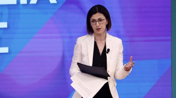 Αγαπηδάκη: Σήμερα ξεκινάει το πρόγραμμα για την παχυσαρκία με 30.000 δικαιούχους