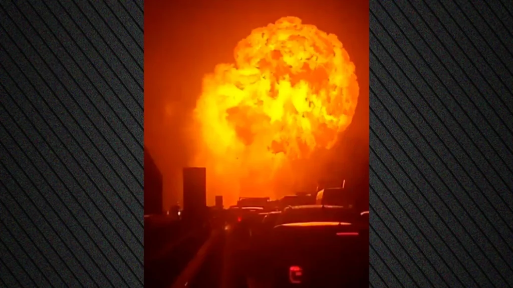 Έκρηξη βυτιοφόρου σε αυτοκινητόδρομο στην Ιταλία, δείτε βίντεο