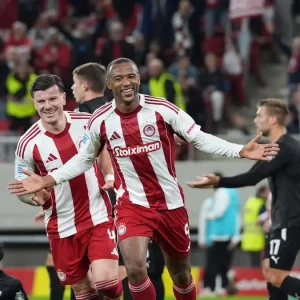 Ολυμπιακός - ΟΦΗ 3-0: Ελ Κααμπί, εσύ σούπερ σταρ! Αγριεμένος ο Μαροκινός πριν την Καϊράτ Αλμάτι