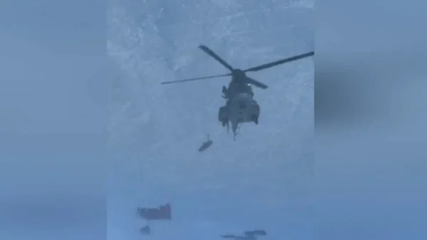 Βίντεο από την γιγαντιαία επιχείρηση ανάσυρσης των σορών των 4 θυμάτων από τα Βαρδούσια όρη στην Φωκίδα