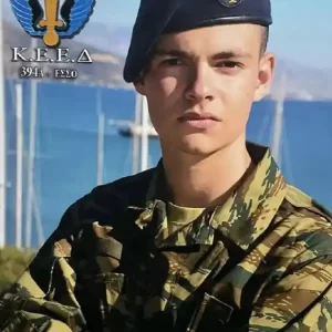 «Η χειροβομβίδα δεν εξερράγη στα χέρια του Ραφαήλ» λέει ο δικηγόρος της οικογένειας του 19χρονου που σκοτώθηκε στο πεδίο βολής στη Ρόδο