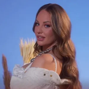 Με Ανδρομάχη το άναμμα του χριστουγεννιάτικου δέντρου στη Στυλίδα