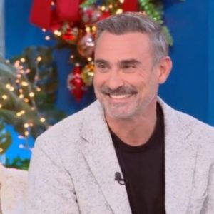 Γιώργος Καπουτζίδης: Το "Παρά Πέντε" ήταν η ανάγκη μου να φτιάξω μία παρέα, αυτή που δεν είχα