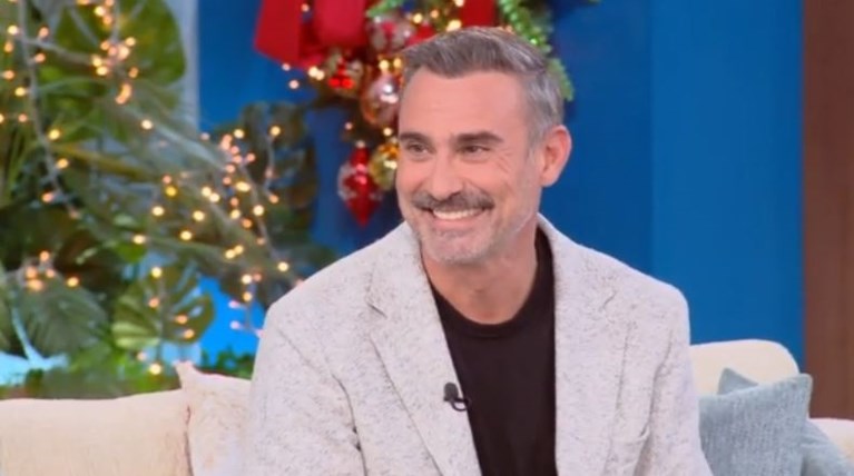 Γιώργος Καπουτζίδης: Το "Παρά Πέντε" ήταν η ανάγκη μου να φτιάξω μία παρέα, αυτή που δεν είχα