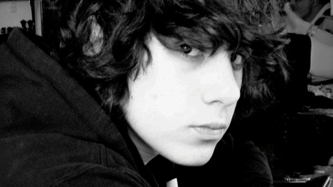 Αλέξανδρος Γρηγορόπουλος: 17 χρόνια από τη δολοφονία που σημάδεψε μία ολόκληρη γενιά