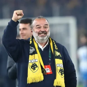 Διάλογος Ηλιόπουλου – Γκεοργκίεφ: «Αναζητούμε νέους θρύλους – Να γίνω το κάστρο της άμυνας της ΑΕΚ»