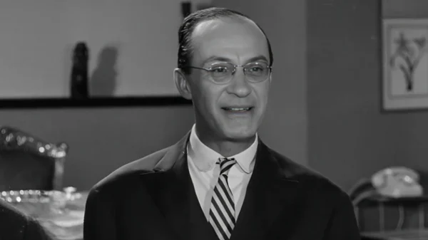 Φίνος Φιλμ: Το βίντεο με ευχές για «καλά Χριστούγεννα»