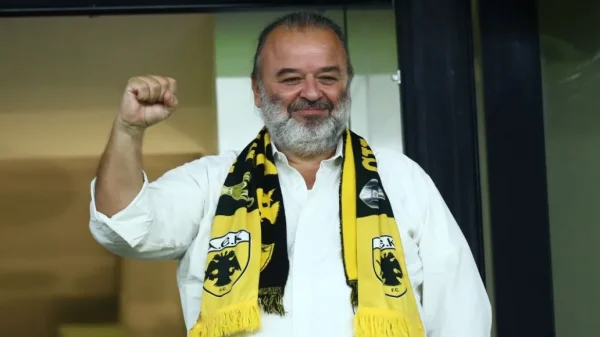 Πώς εμψύχωσε ο Ηλιόπουλος τους παίκτες της ΑΕΚ πριν το ματς: Σήμερα παίζετε στις ρίζες της ΑΕΚ, φέρτε τη νίκη, την χρειάζεται ο λαός μας κι όλη η Ελλάδα