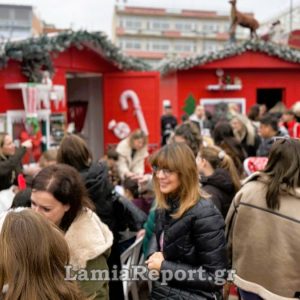 Χριστούγεννα αλά γαλλικά στην Πλατεία Ελευθερίας (ΒΙΝΤΕΟ-ΦΩΤΟ)
