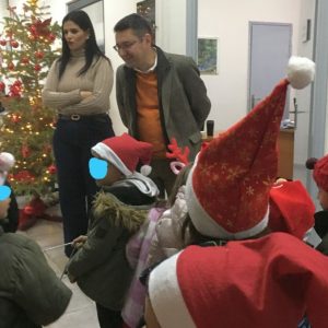 Κάλαντα μαθητών στο Δημαρχείο Λοκρών στην Αταλάντη