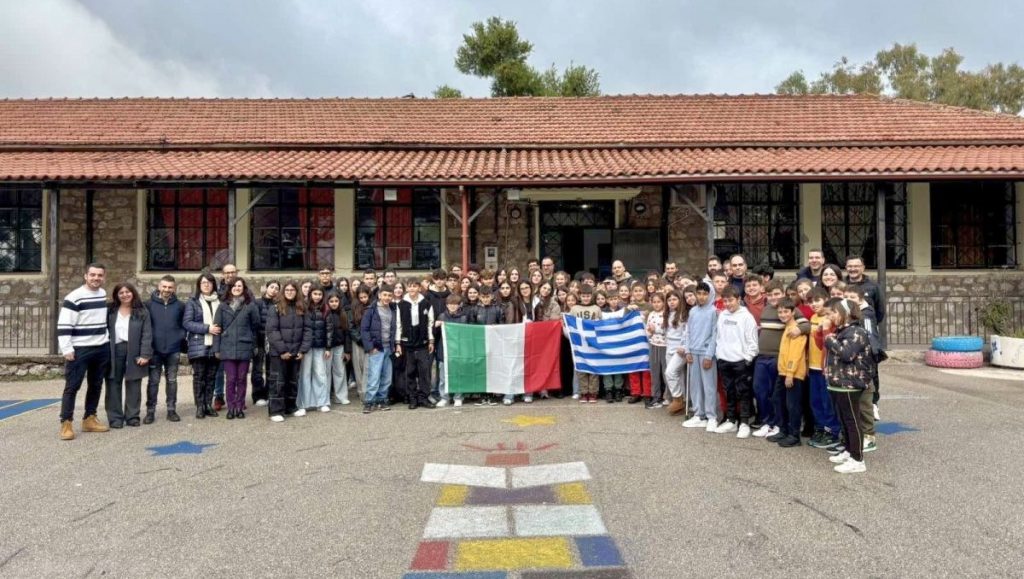 «Γέφυρες Συνεργασίας και Πολιτισμού» στο 1ο Δημοτικό Σχολείο Εχιναίων