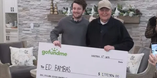 «Ω, Θεέ μου»: O 88χρονος «λύγισε» όταν έλαβε 1,7 εκατ. δολάρια από δωρεές για να συνταξιοδοτηθεί (ΒΙΝΤΕΟ)