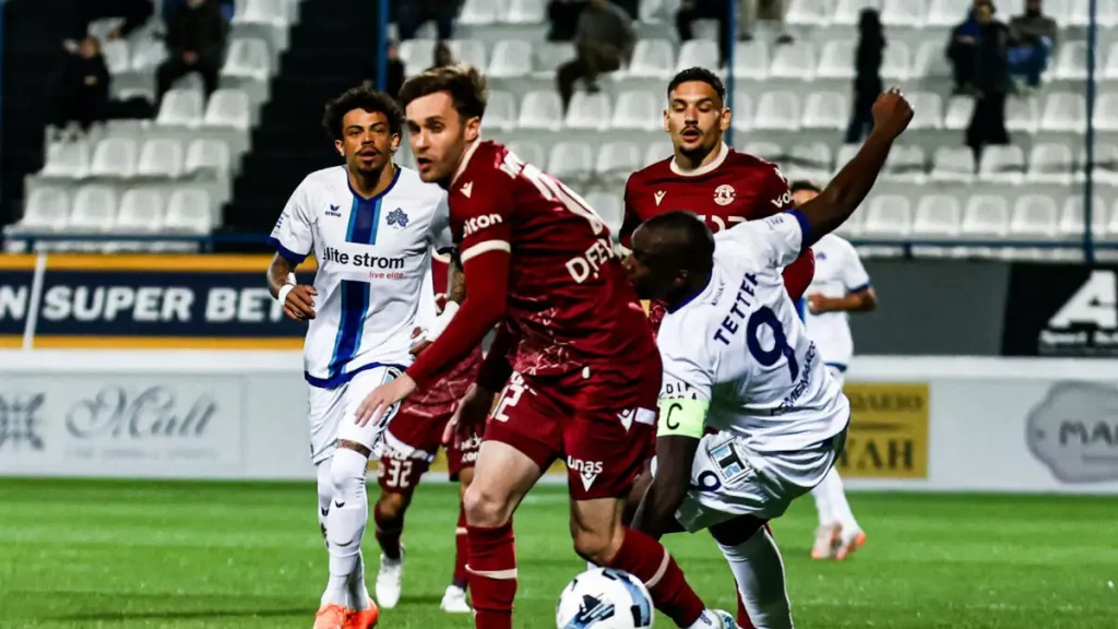 Κηφισιά – Αστέρας Τρίπολης 0-0: «Άντεξαν» οι Αρκάδες και πήραν την ισοπαλία στη 14η αγωνιστική της Super League