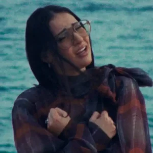 H Klavdia παρουσίασε το νέο συναρπαστικό videoclip της για το τραγούδι «Άνεμος»