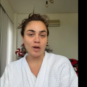 Κόνι Μεταξά – Τάσος Ξιαρχό: «Κάποιοι κρύβουν την πραγματικότητα για να αρέσουν στον κόσμο» υποστηρίζει η τραγουδίστρια