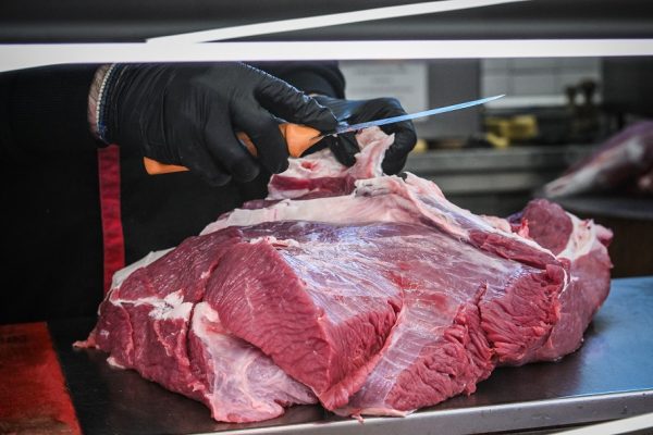 Έκρηξη έως 57% στην τιμή μοσχαρίσιου κρέατος φέτος τα Χριστούγεννα