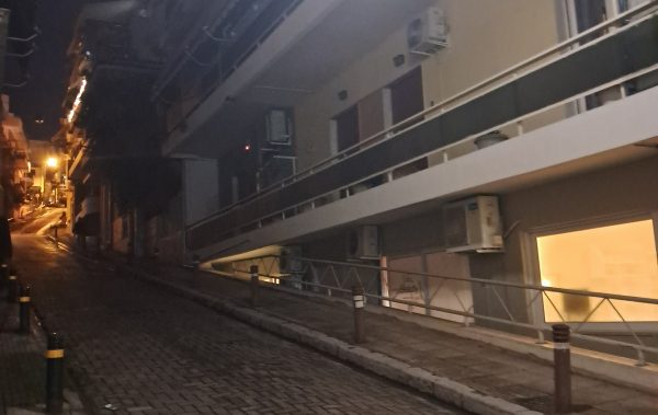 Άστρο της Βηθλεέμ στείλε λίγη απ’ την λάμψη σου....