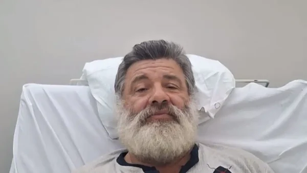 Καλά στην υγεία του ο κτηνοτρόφος που έγινε viral: «Θα πάρουν τα πρόβατα τη Δευτέρα, δεν θα αντισταθούμε»