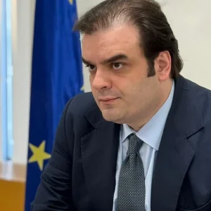 Στην πρώτη του συνεδρίαση υπουργών Οικονομικών της G7 ο Κυριάκος Πιερρακάκης ως πρόεδρος του Eurogroup