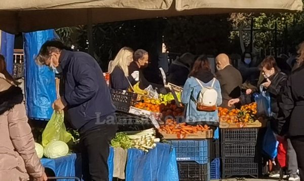 Απεργούν αύριο παραγωγοί και πωλητές λαϊκών αγορών - Δε θα γίνει η λαϊκή στην πλατεία Καραϊσκάκη