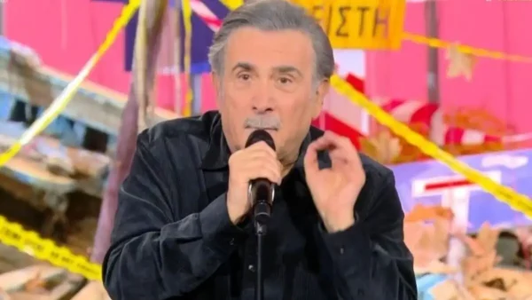 Λάκης Λαζόπουλος: Ανακοίνωσε ότι παρακολουθείτο από το Predator – «Έλεγαν ότι είχα παραλάβει τα χαρτιά»