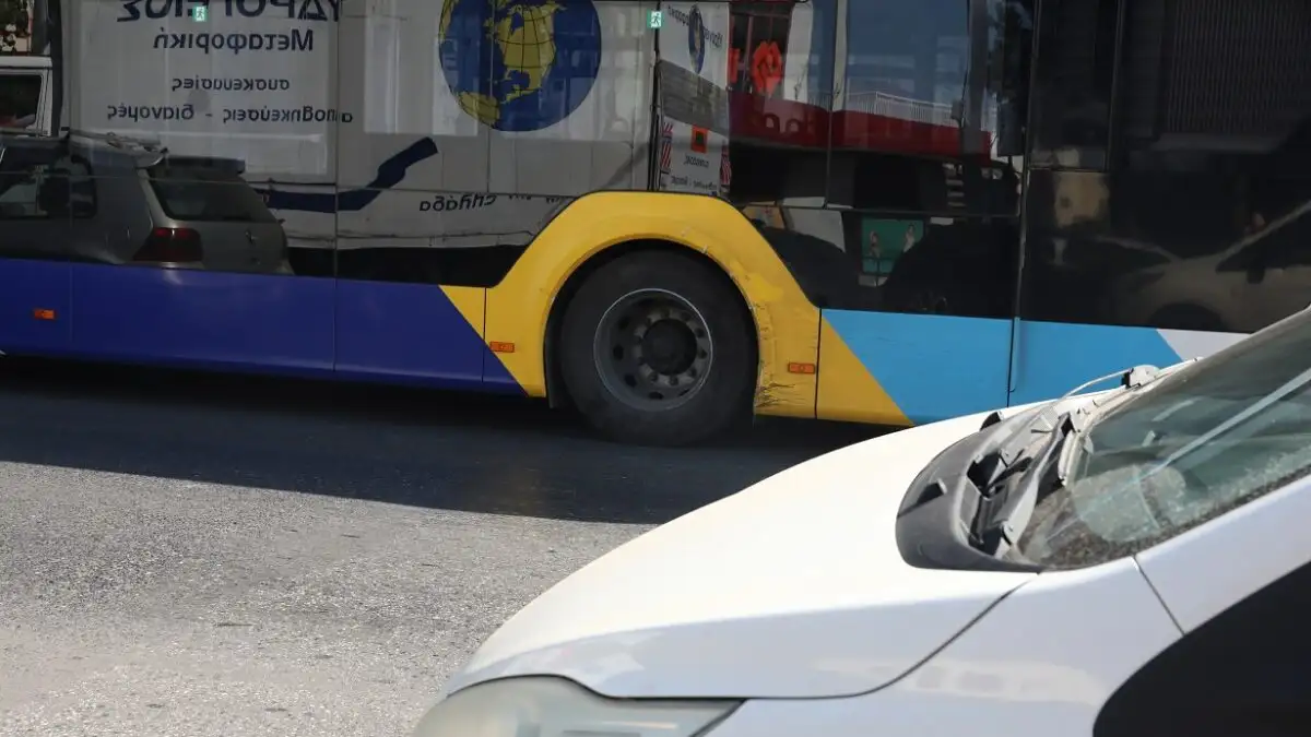 Ζωγράφου: «Έχω μελανιές και σπασμένα δόντια» λέει ο οδηγός λεωφορείου που ξυλοκοπήθηκε