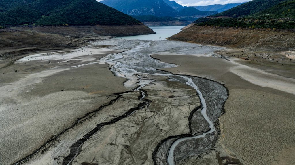 Μόλις 49 χιλιοστά βροχής έπεσαν στον Μόρνο κατά την κακοκαιρία Byron, κάτω από τον μέσο όρο οι φετινές βροχοπτώσεις