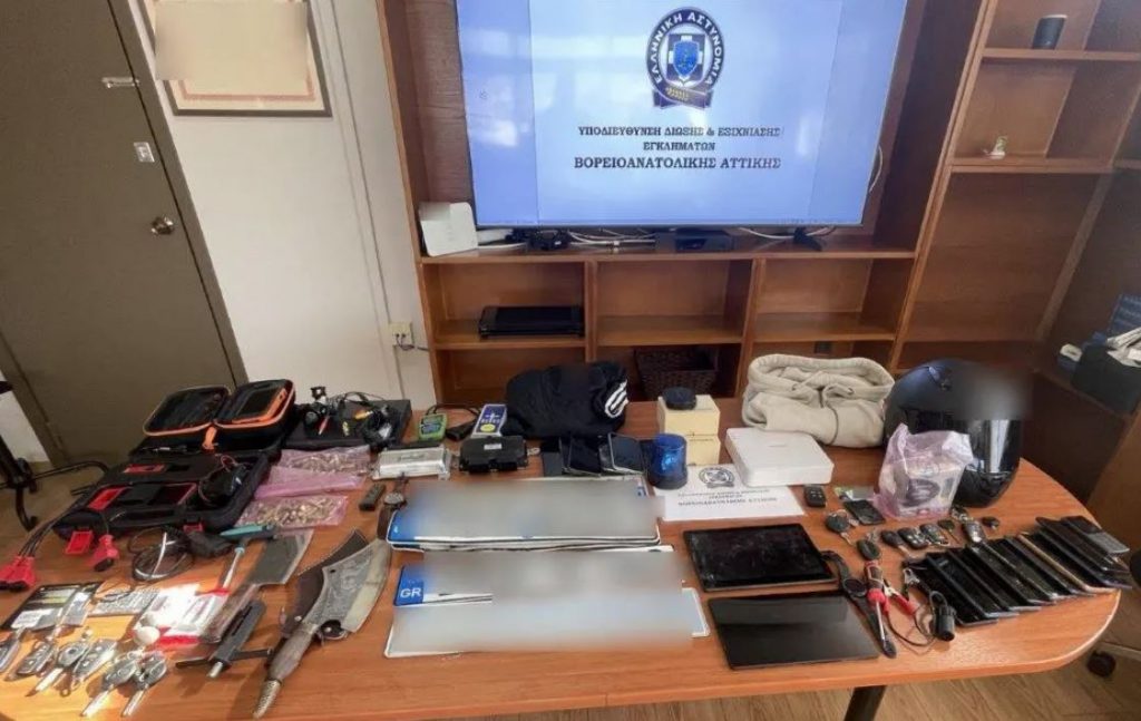 Δύο συλλήψεις για ληστεία με λεία 180.000 ευρώ στην Κηφισιά – Βίντεο ντοκουμέντα από τη δράση των συλληφθέντων