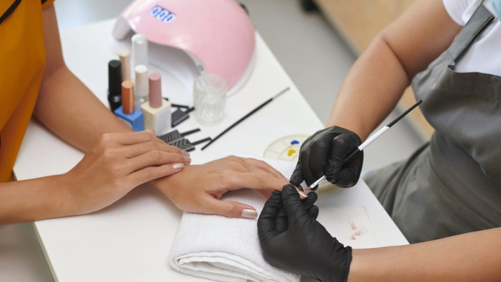 Ενοικιάζεται ή Πωλείται κέντρο αισθητικής στη Λαμία