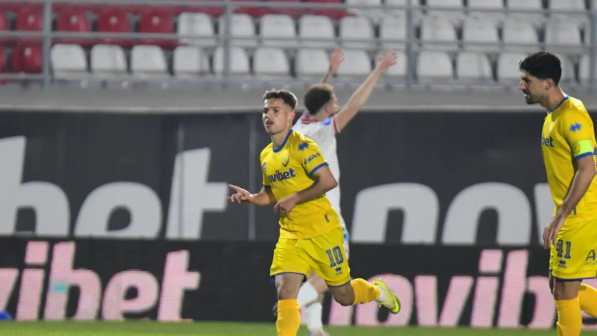 Πανσερραϊκός – Παναιτωλικός 0-1: «Πέρασε» από τις Σέρρες και ξέφυγε από τις τελευταίες θέσεις της Super League η ομάδα του Αγρινίου