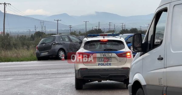 Μετωπική σύγκρουση με τραυματίες έξω από τη Θήβα