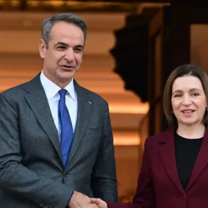 Μητσοτάκης σε Πρόεδρο της Μολδαβίας: Ο κάθετος διάδρομος αλλάζει τον γεωπολιτικό και ενεργειακό χάρτη