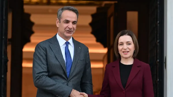 Μητσοτάκης σε Πρόεδρο της Μολδαβίας: Ο κάθετος διάδρομος αλλάζει τον γεωπολιτικό και ενεργειακό χάρτη