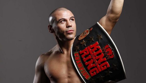 Μιχάλης Ζαμπίδης: Επιστρέφει στα ρινγκ ο «Iron Mike», το βίντεο της ανακοίνωσής του