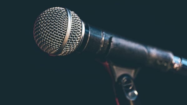 Γιώργος Μαζωνάκης: Απολύθηκε ο Στέφανος Παπαδόπουλος, που του έκανε μήνυση, από το νυχτερινό κέντρο που εργαζόταν