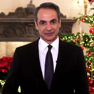 Το μήνυμα Μητσοτάκη για το 2026: Έχουμε ακόμη παθογένειες να νικήσουμε, η συνεννόηση κορυφαίο ζητούμενο της χρονιάς που ξημερώνει