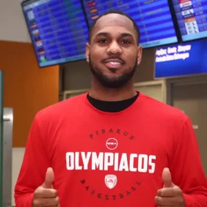 Μόντε Μόρις: «Μίλησα με τον Ναν για τον Ολυμπιακό, ο Μπαρτζώκας μου ζήτησε να έχω παρόμοιο ρόλο με αυτόν του Ντένβερ»