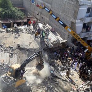 Μαρόκο: Κατέρρευσαν δύο τετραώροφα κτίρια στην πόλη Φες – Τουλάχιστον 19 νεκροί και 16 τραυματίες