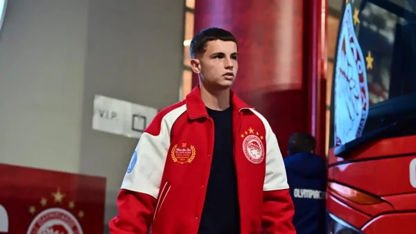 Μουζακίτης: Στο «ραντάρ» της Μάντσεστερ Γιουνάιτεντ ο παίκτης του Ολυμπιακού, ενδιαφέρον από Ρεάλ, Άρσεναλ και Τσέλσι