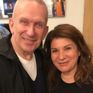 Η Αργυρώ Μπαρμπαρίγου συνάντησε τον Ζαν Πολ Γκοτιέ: «Απολαμβάνει το ελληνικό φαγητό σαν παραδοσιακός Έλληνας»