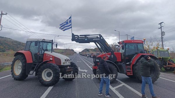 Οι εργαζόμενοι της ΔΕΥΑΛ στο πλευρό των αγροτών