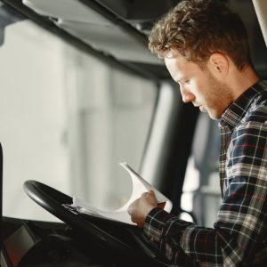 Κάβα ποτών στη Λαμία αναζητά οδηγό