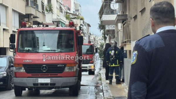 Λαμία: Συναγερμός για άνδρα που έχει κλειστεί σε διαμέρισμα και έχει ανοίξει το υγραέριο