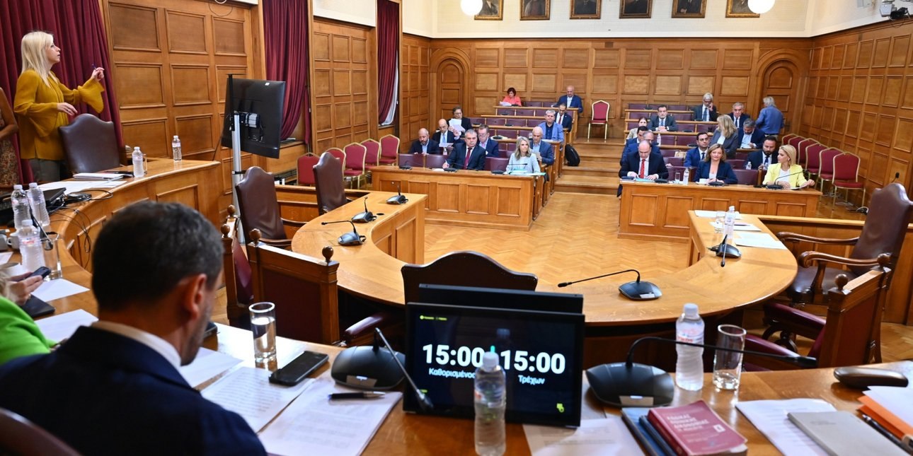 Ενταση στην εξεταστική -Λαζαρίδης: Συλληφθείς στην Κρήτη είναι κουμπάρος του Ανδρουλάκη -Αποστολάκη: Στέλεχος της ΝΔ ο αρχηγός