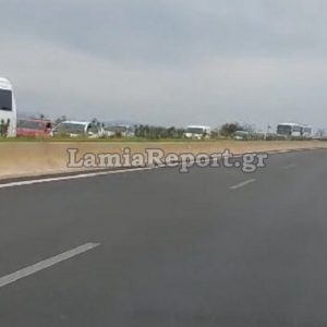 Εθνική οδός: Ταλαιπωρία οδηγών με ουρές χιλιομέτρων έξω από τη Λαμία (BINTEO)