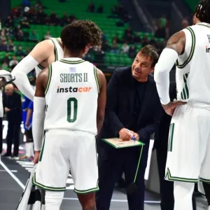 Παναθηναϊκός: Με ίωση όλη η ομάδα, κίνδυνος αναβολής του αγώνα με το Μαρούσι